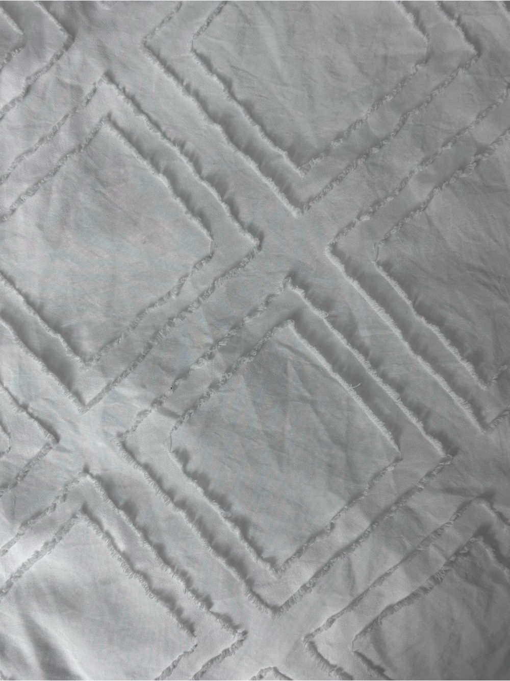SOCIAL STANDARD White Diamond-Quilted Comforter - White